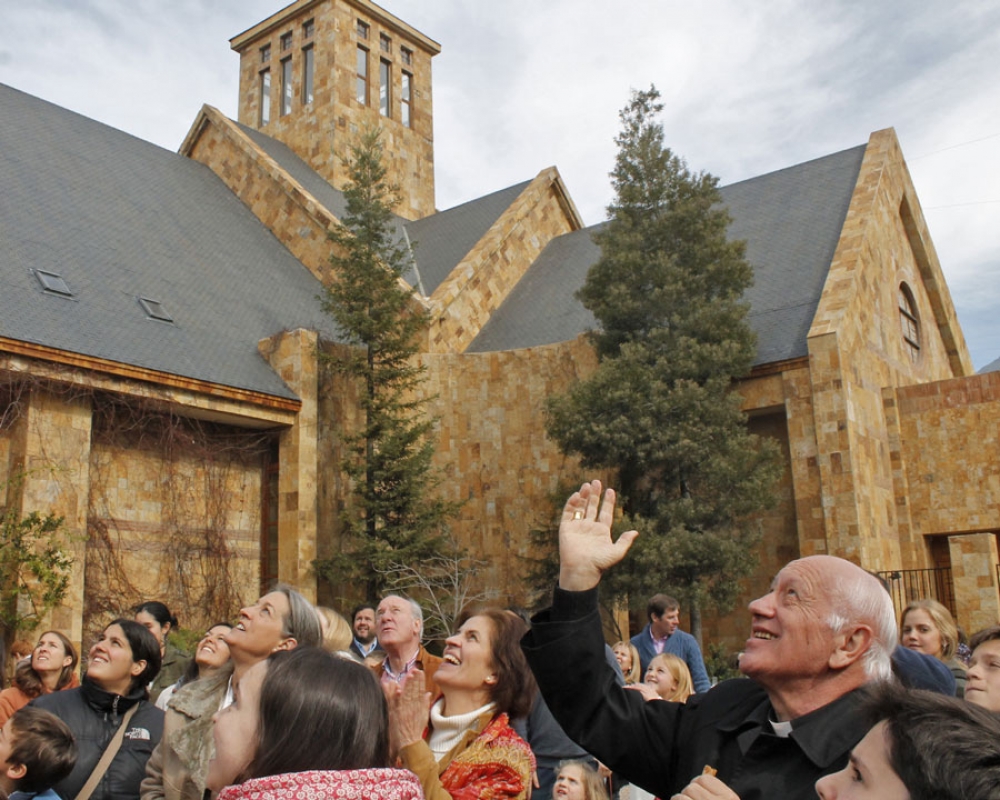 Comunidad de la Parroquia María Madre de la Misericordia de Lo Barnechea conmemoró su aniversario Comunidad de la Parroquia María Madre de la Misericordia de Lo Barnechea conmemoró su aniversario
