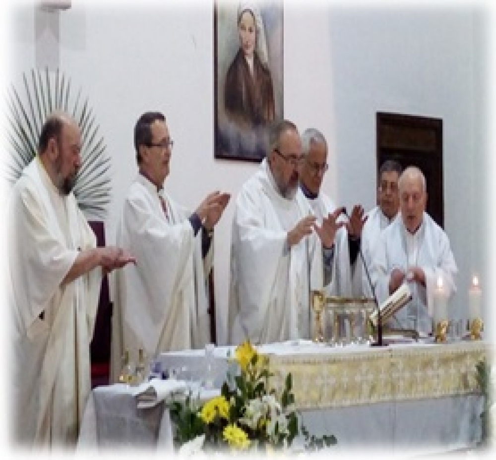 Parroquia Santa Bernardita celebra a nuevo párroco
