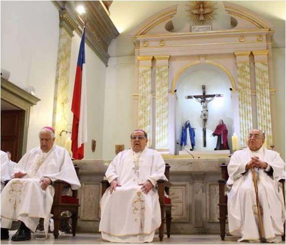 60 años de sacerdocio celebraron monseñor Miguel Caviedes y el Pbro. Roberto  Figueroa