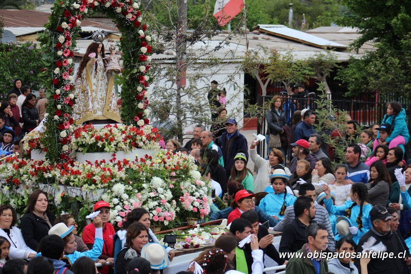 Este domingo se realizó la procesión de la Virgen de Andacollo en San