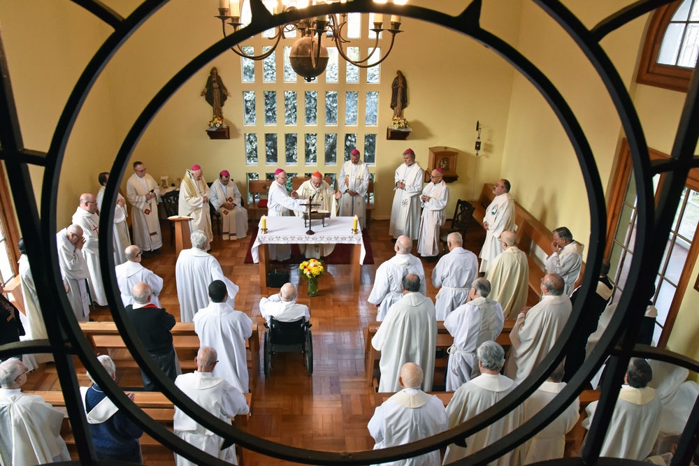 Sacerdotes de la Casa Santo Cura de Ars celebraron el día de su patrono